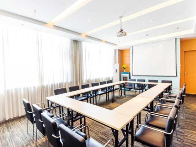 锦江之星武汉吴家山经济开发区酒店 外观 照片
